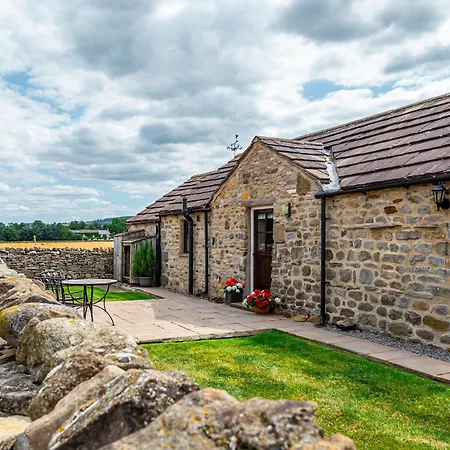Curlew Barn *
